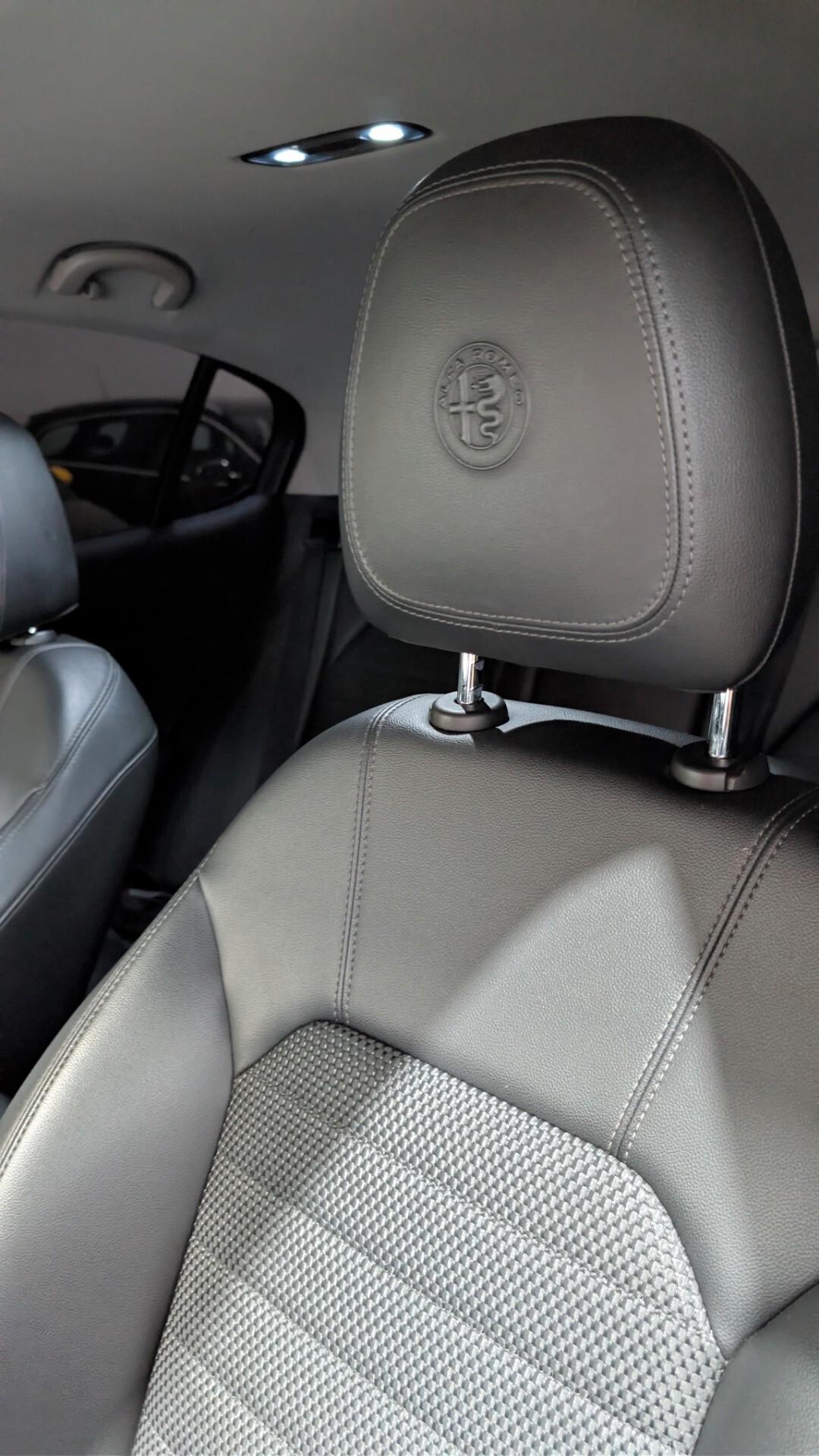 Alfa Romeo Stelvio 2.2 Turbodiesel 190 CV AT8 RWD Executive