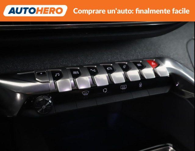 PEUGEOT 3008 Hybrid 225 e-EAT8 Allure Pack