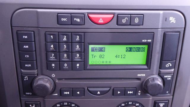 LAND ROVER Discovery 3 2.7 TDV6 HSE Autocarro