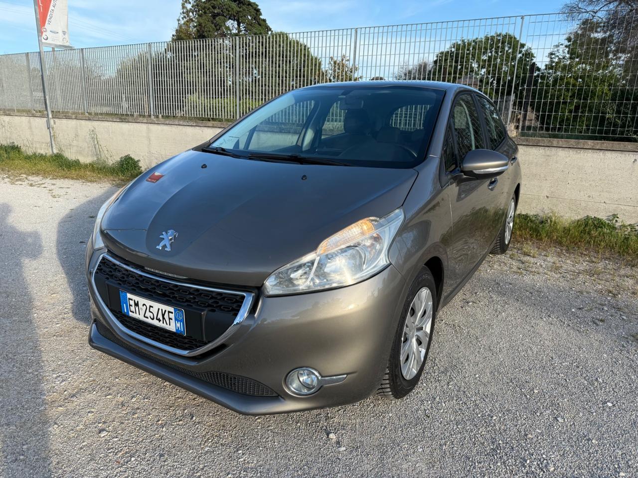 Peugeot 208 1.4 HDi 68 CV 5 porte Active