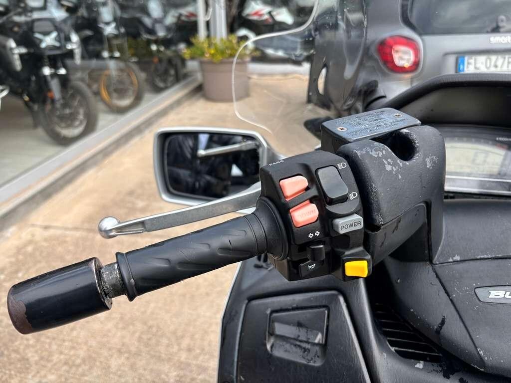 Suzuki Burgman 650 2004/ KM 22.000