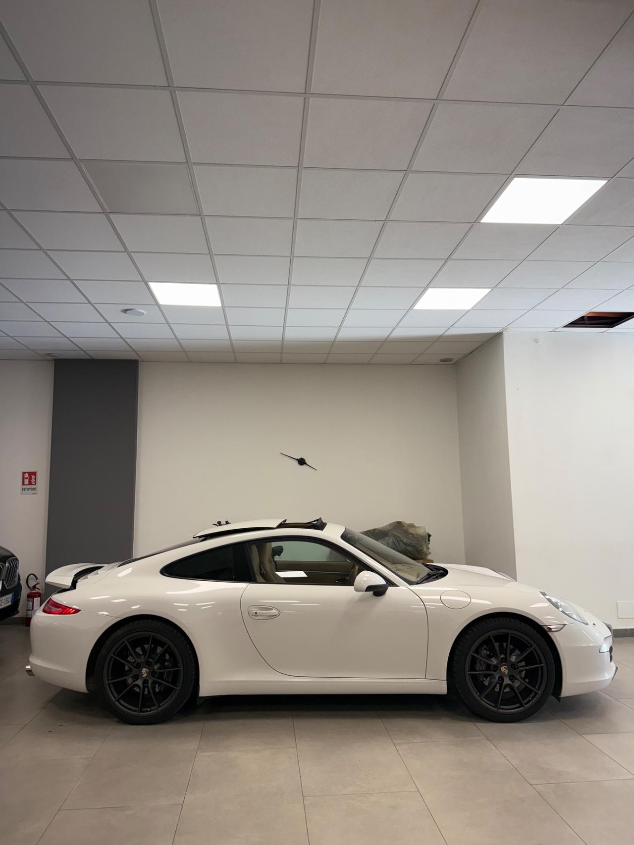 Porsche 911 3.4 Carrera Coupé