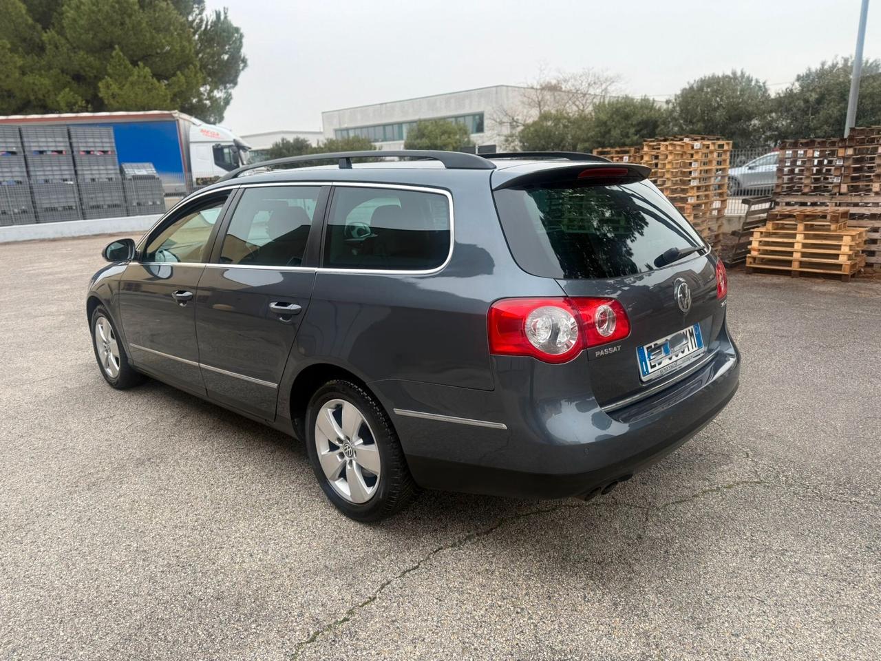 VW PASSAT 2.0 TDI 2010 12 MESI DI GARANZIA