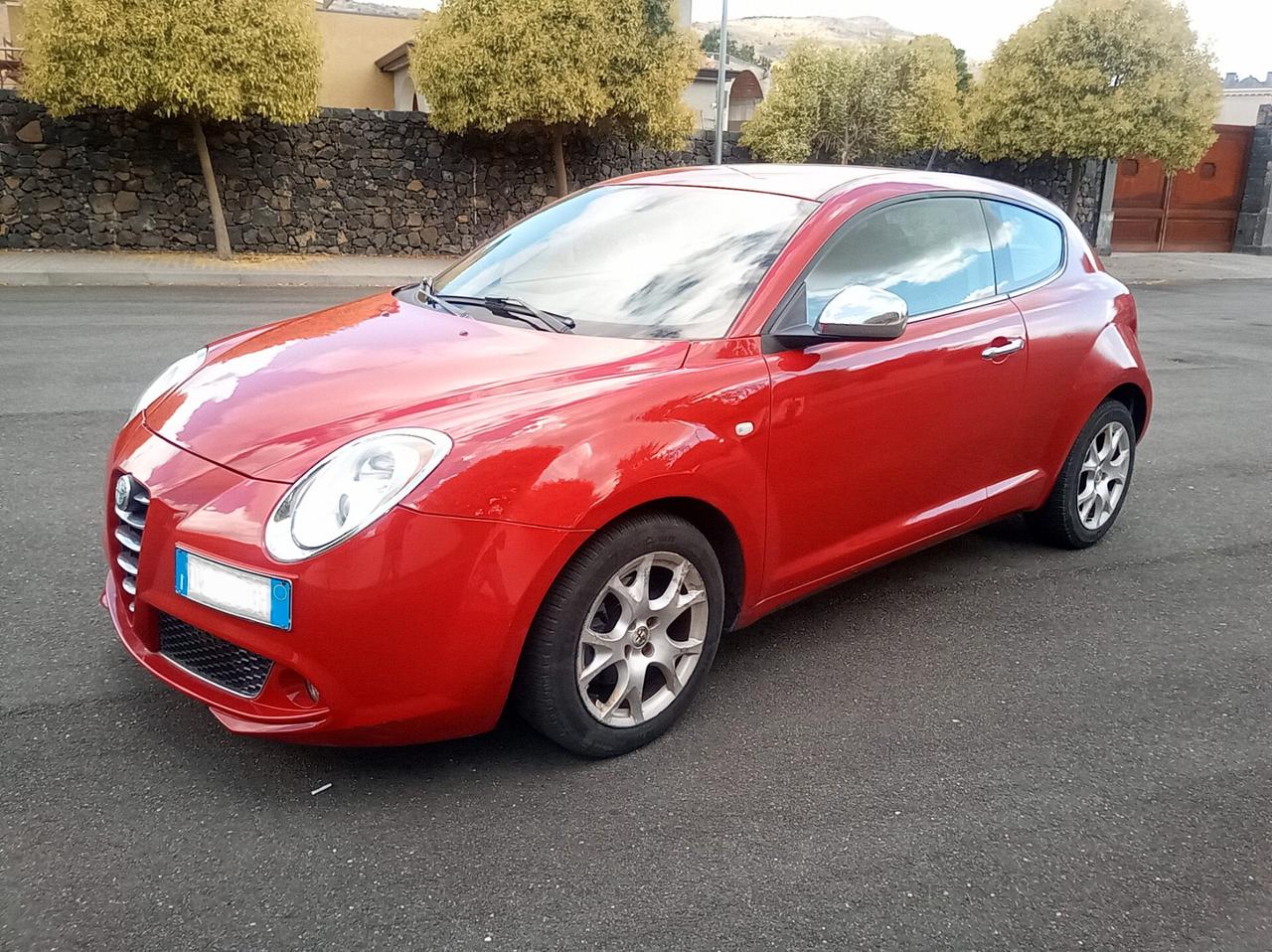 Alfa Romeo MiTo 1.6 JTDm 16V Distinctive Sport Pack