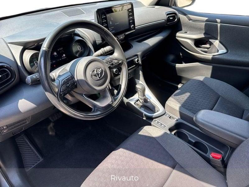 Toyota Yaris Hybrid Trend MY22