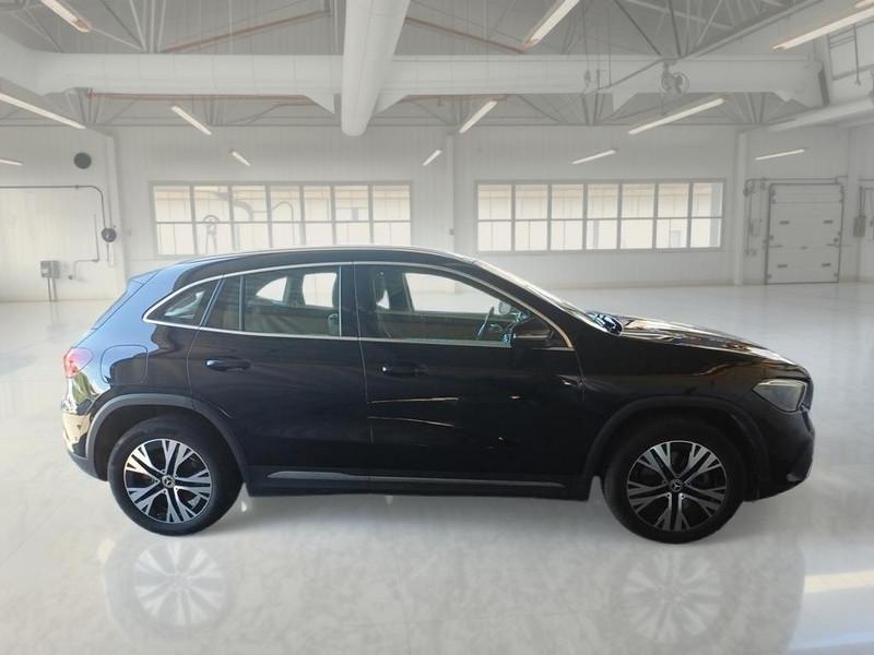 MERCEDES-BENZ GLA 250 E PLUG-IN AUTO PROGRESSIVE ADVANCED CROSSOVER