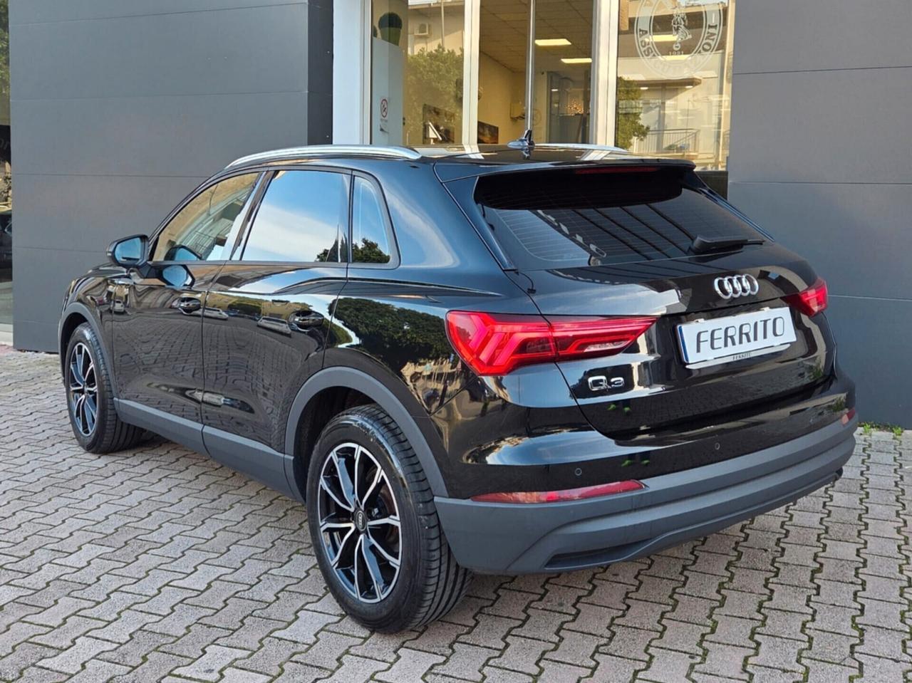Audi Q3 35 TDI S tronic 150 cv Business