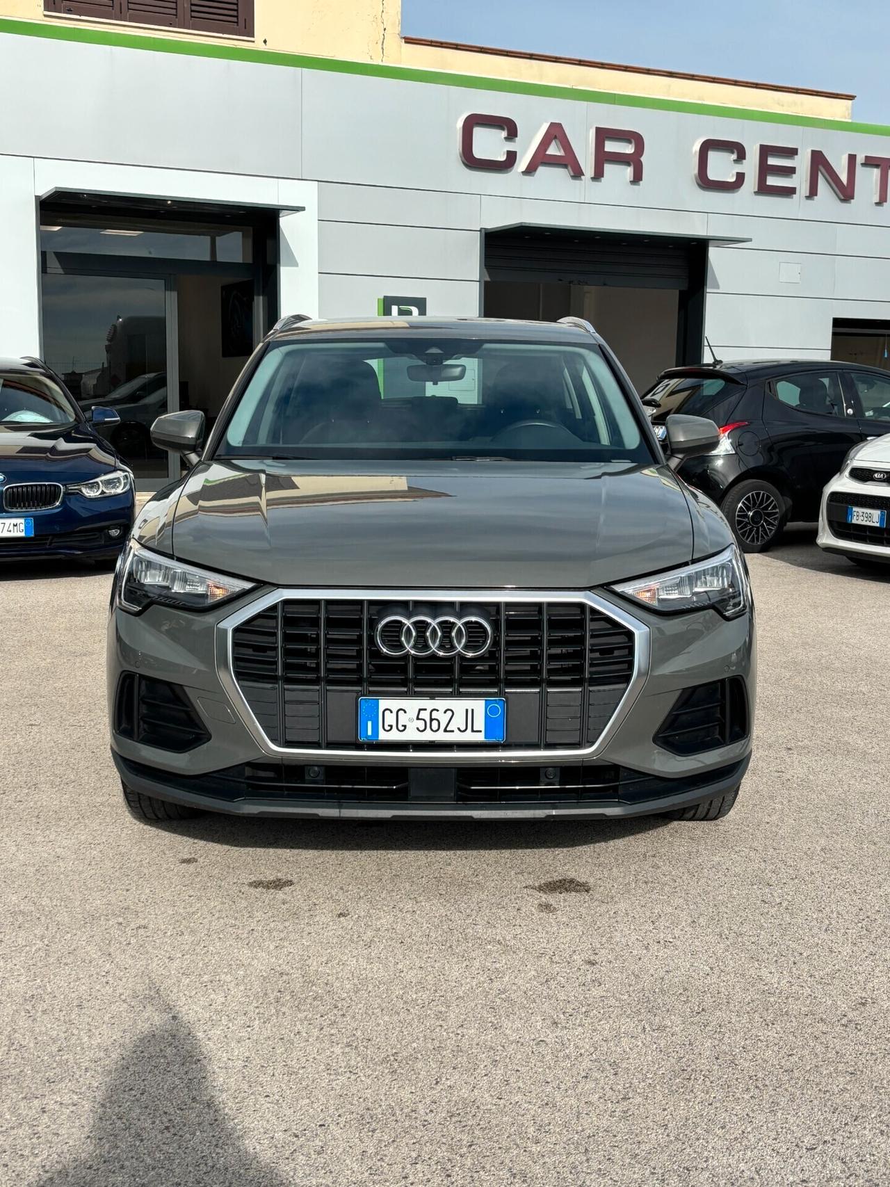 Audi Q3 35 TDI S tronic Business