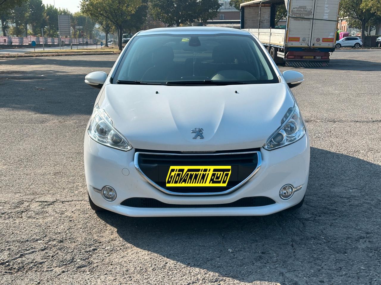Peugeot 208 1.6 e-HDi 92 CV Stop&Start 5 porte Allure