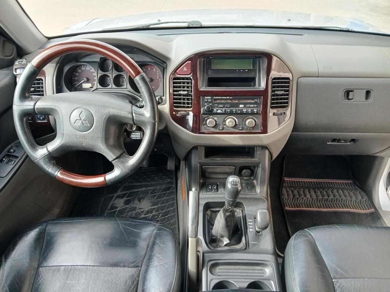 MITSUBISHI Pajero GLS1 3.200 DI-D 160cv 3porte