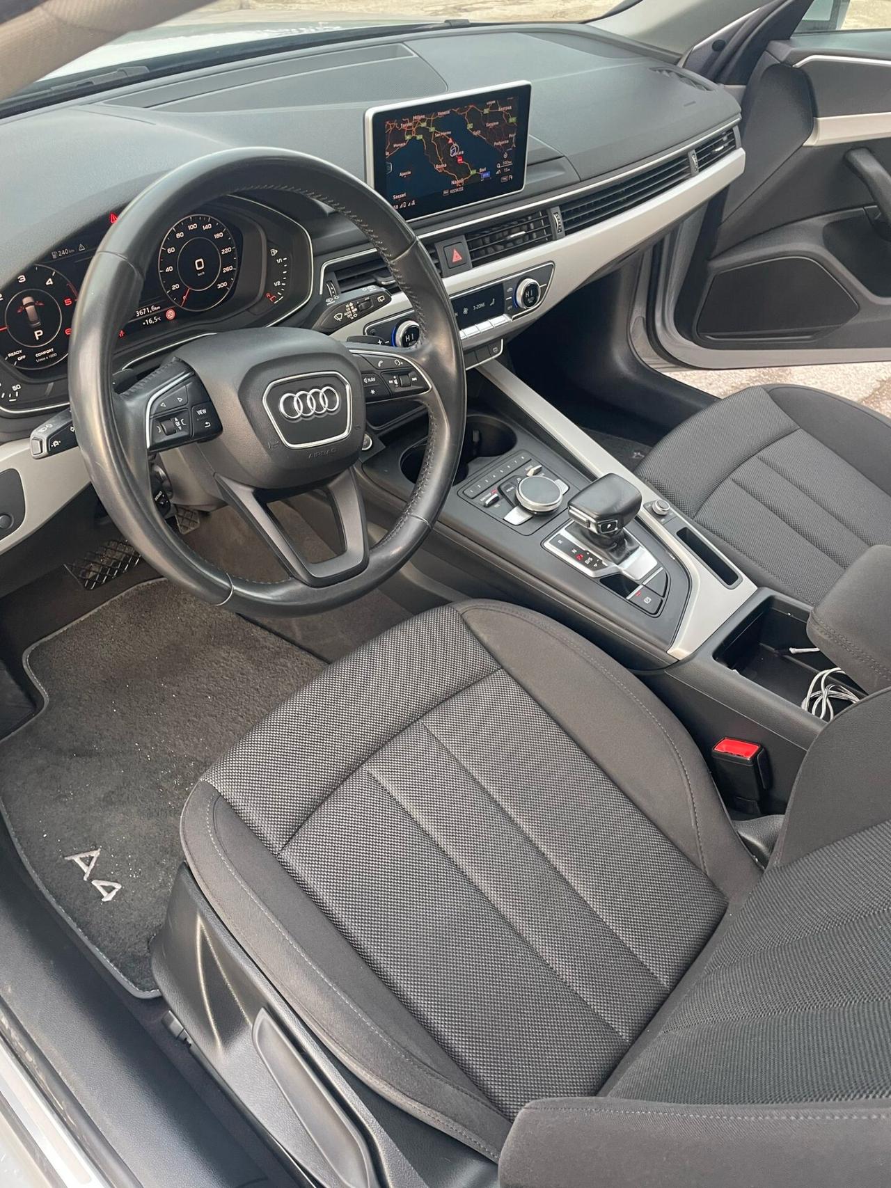 Audi A4 Avant 35 TDI 2.0 150 cv S-tronic S-line edition. Full optional