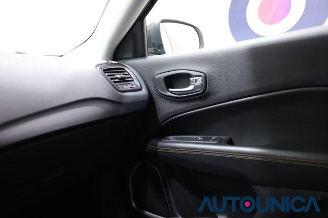 JEEP Compass 1.3 TURBO T4 PHEV AT6 4XE LIMITED AUTOMATICA