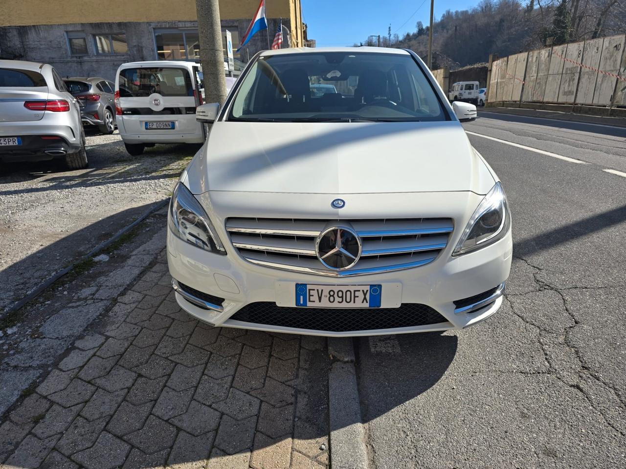 Mercedes-benz B 180 Premium LED CAMERA
