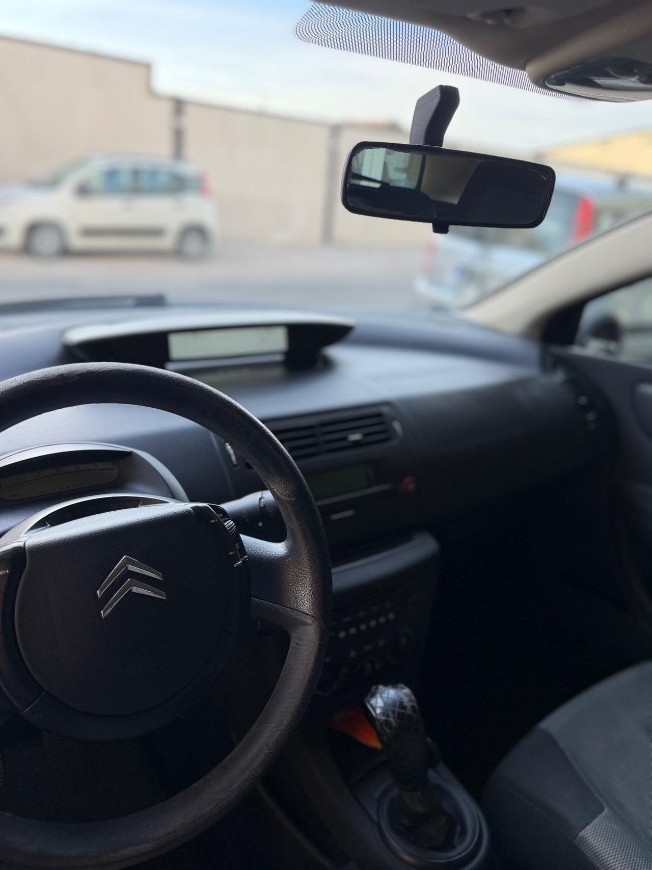 Citroen C4 1.6 HDi 90CV Elegance
