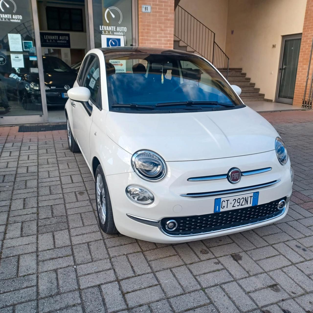 27648KM 500 1.0 HYBRID DOLCE VITA COME NUOVA