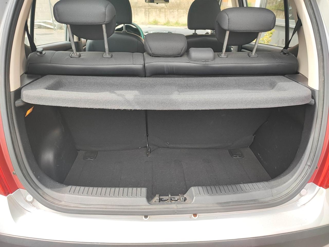 Hyundai i10 1.1 Style uni-pro