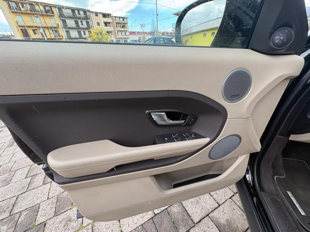 Land Rover Range Evoque 2.2 TD4 150cv 5p. Pure Tech Pack