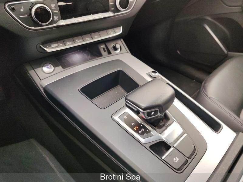 Audi Q5 Sportback 40 TDI Busin. Advanced quattro S tronic