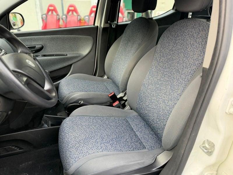 Lancia Ypsilon Ypsilon 1.0 FireFly 5 porte S&S Hybrid Ecochic Gold