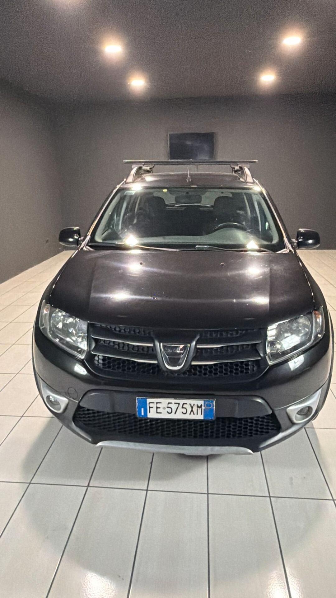 DACIA SANDERO DEL 2016 EURO 6B CAMBIO AUTOMATICO