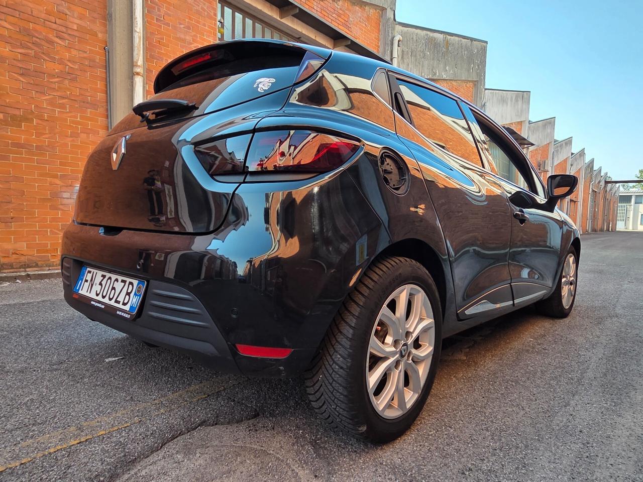 Renault Clio dCi 8V 90CV Start&Stop 5 porte Energy Intens