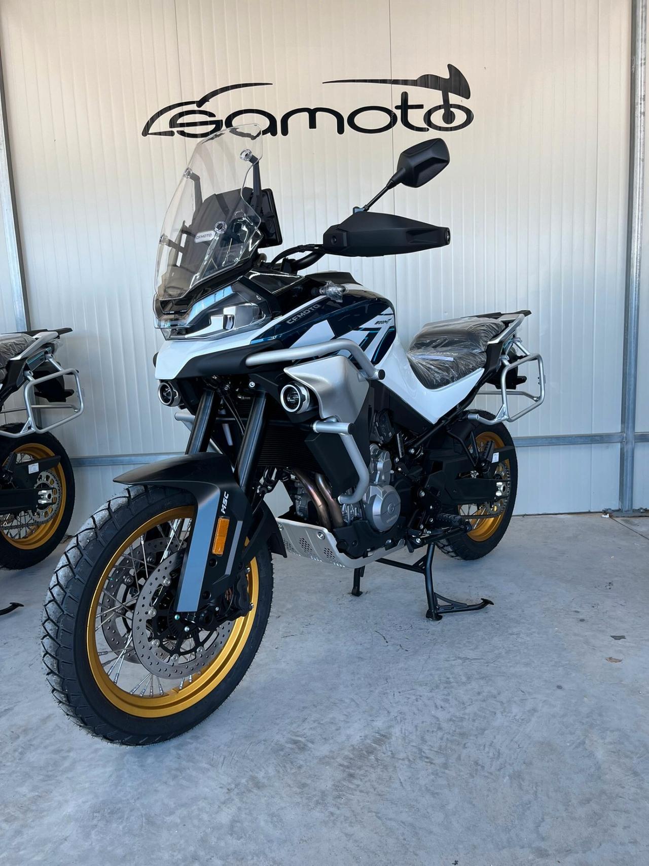 CF MOTO 800 MT EXPLORE TUA A 75€ al mese