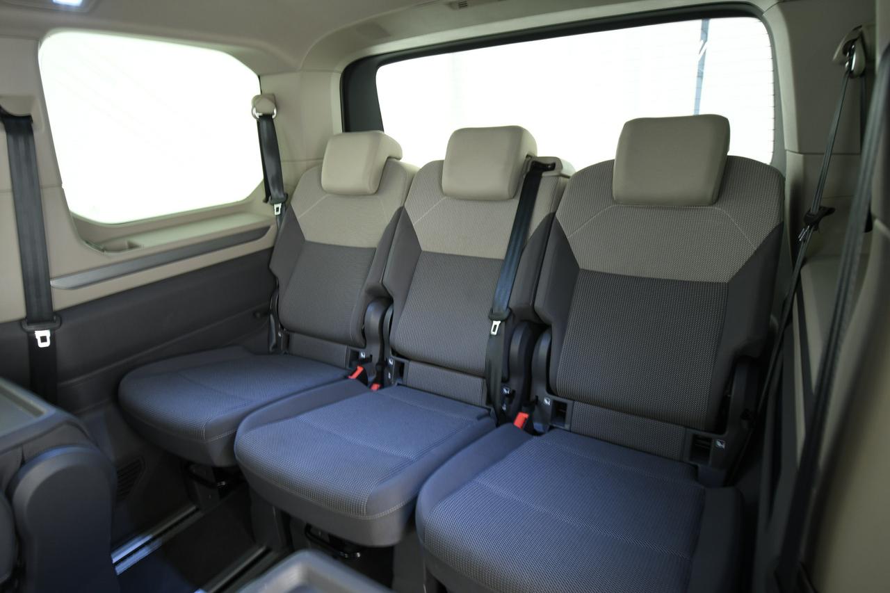 VOLKSWAGEN Multivan 2.0 tdi Space 150cv dsg 7 POSTI+ACC+GANCIO TRAINO+CAMERA- IVA COMPRESA