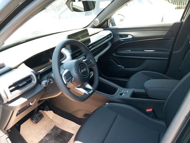Jeep Avenger 1.2 Turbo 110 CV MHEV Black Edition