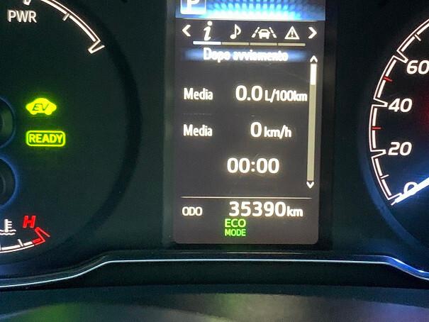 Toyota Yaris 1.5 Hybrid 5 porte Business