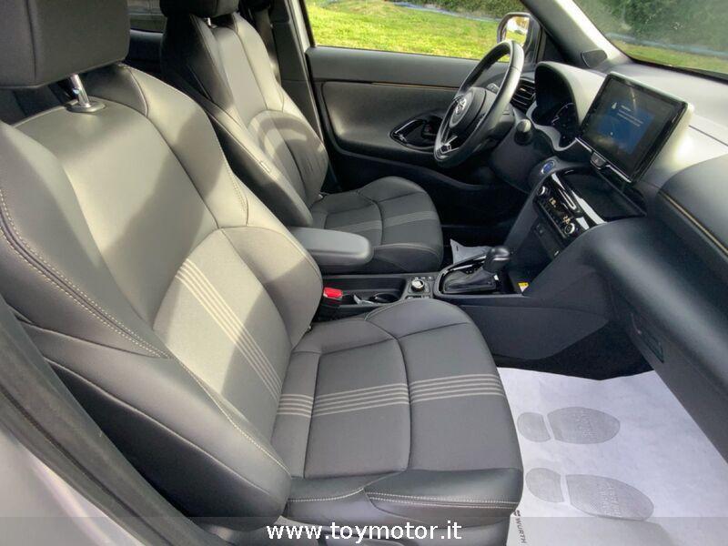Toyota Yaris Cross 1.5 Hybrid 5p. E-CVT AWD-i Adventure