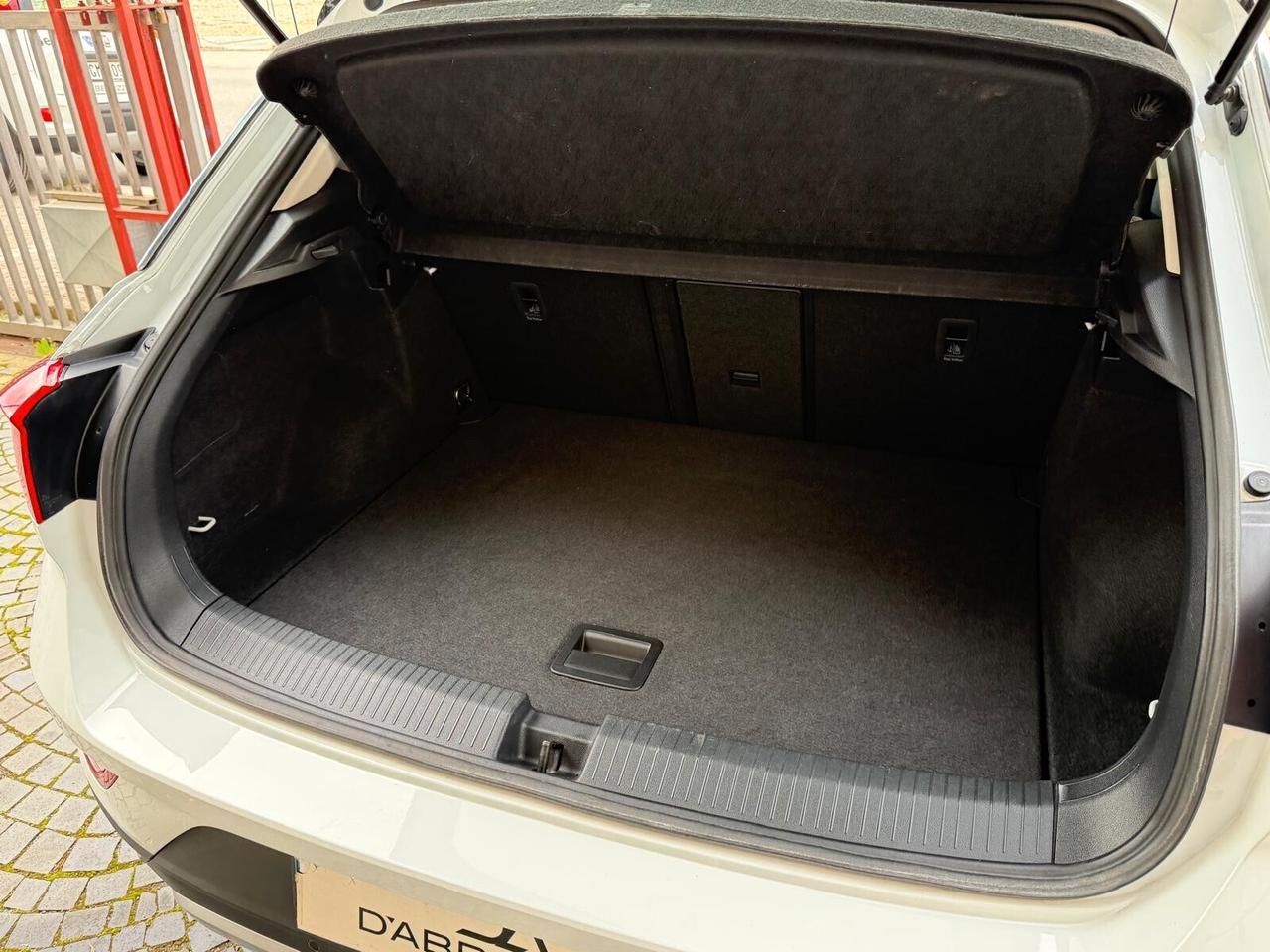Volkswagen T-Roc 2.0 TDI 115cv 2023 UNICA