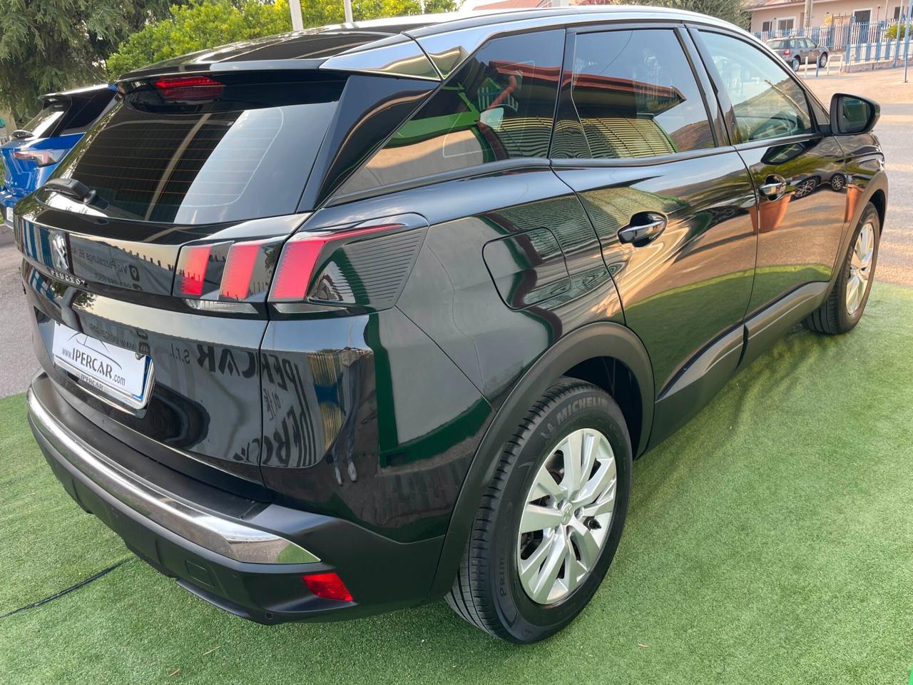 Peugeot 3008 BlueHDi 120 S&S Business