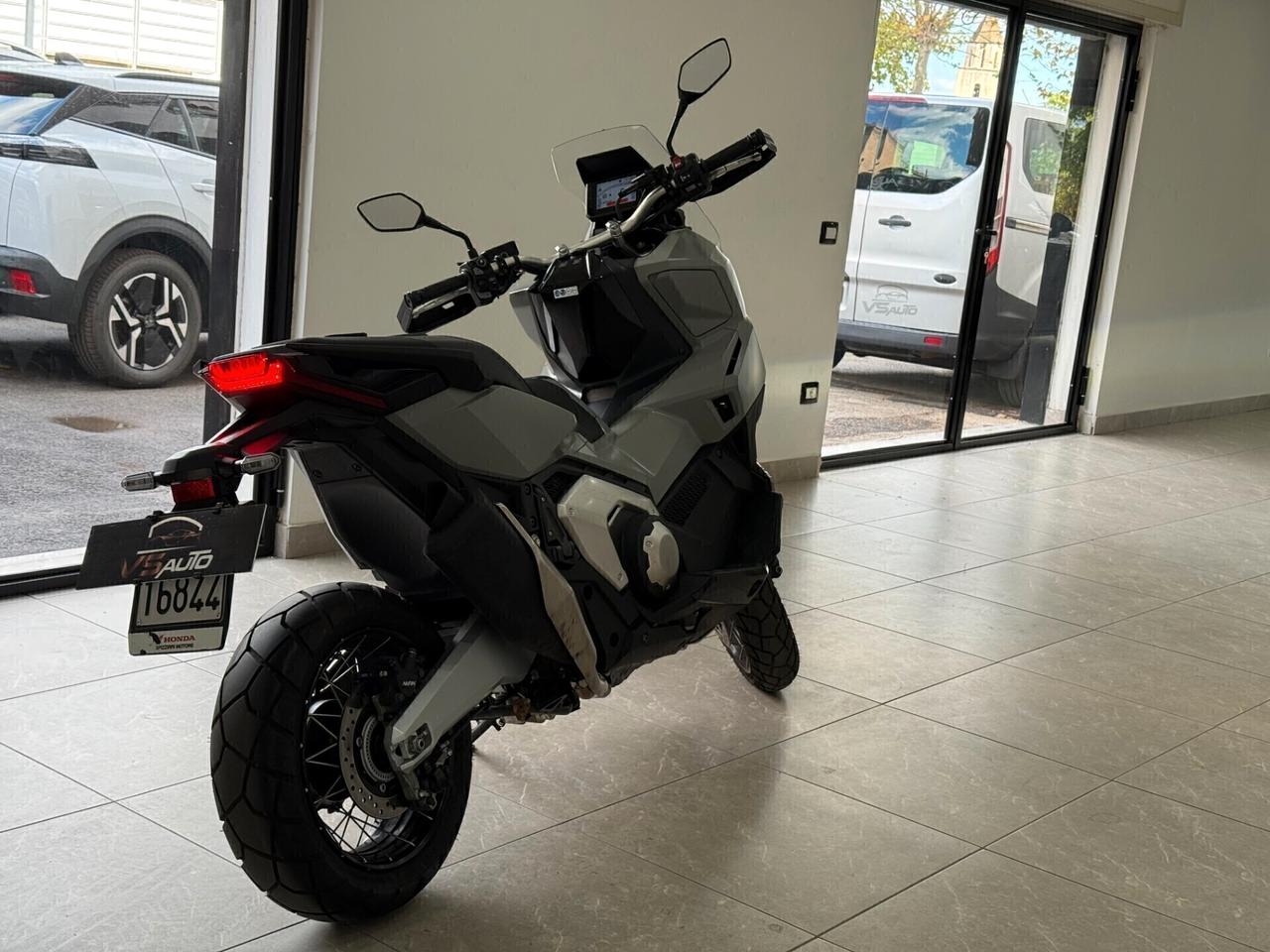 Honda X-ADV 750