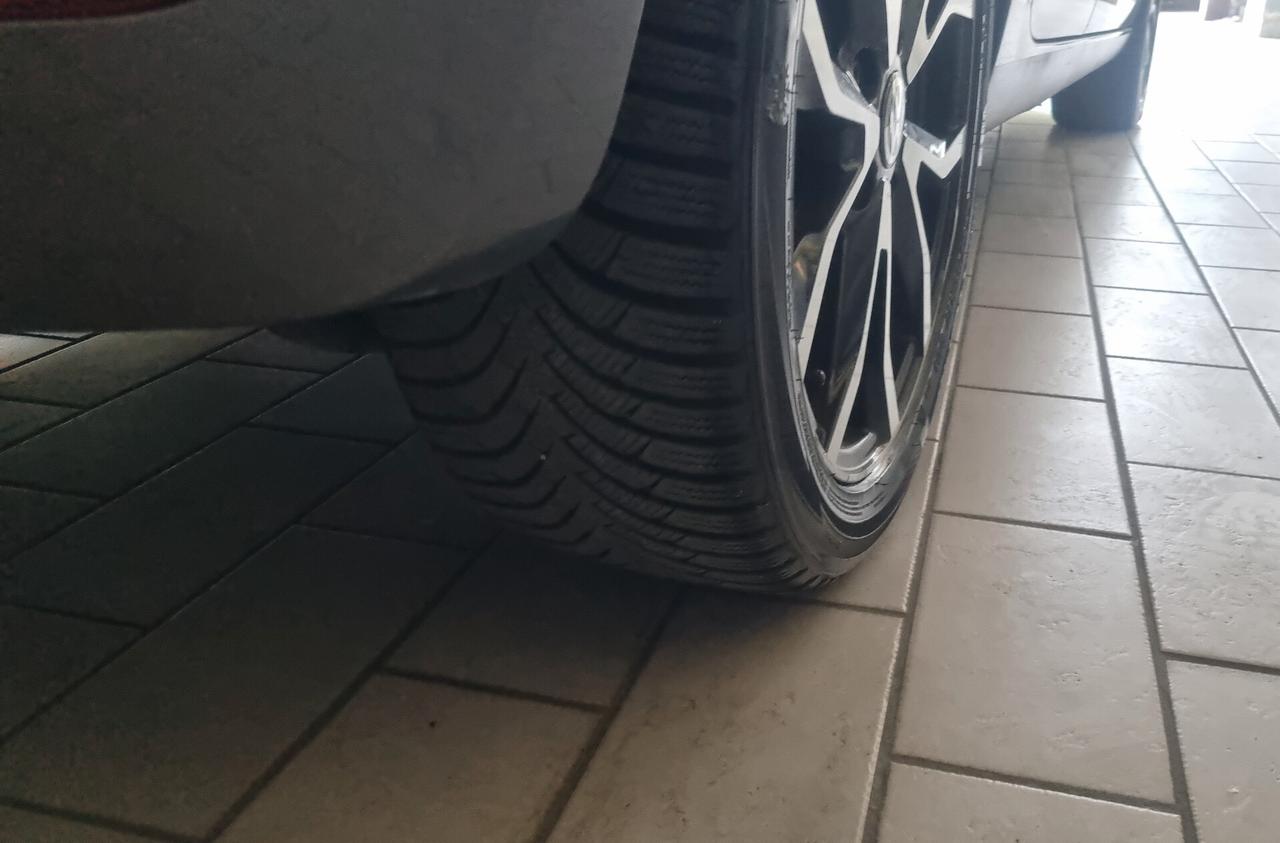 Volkswagen Golf 1.6 TDI DPF 5p. Highline