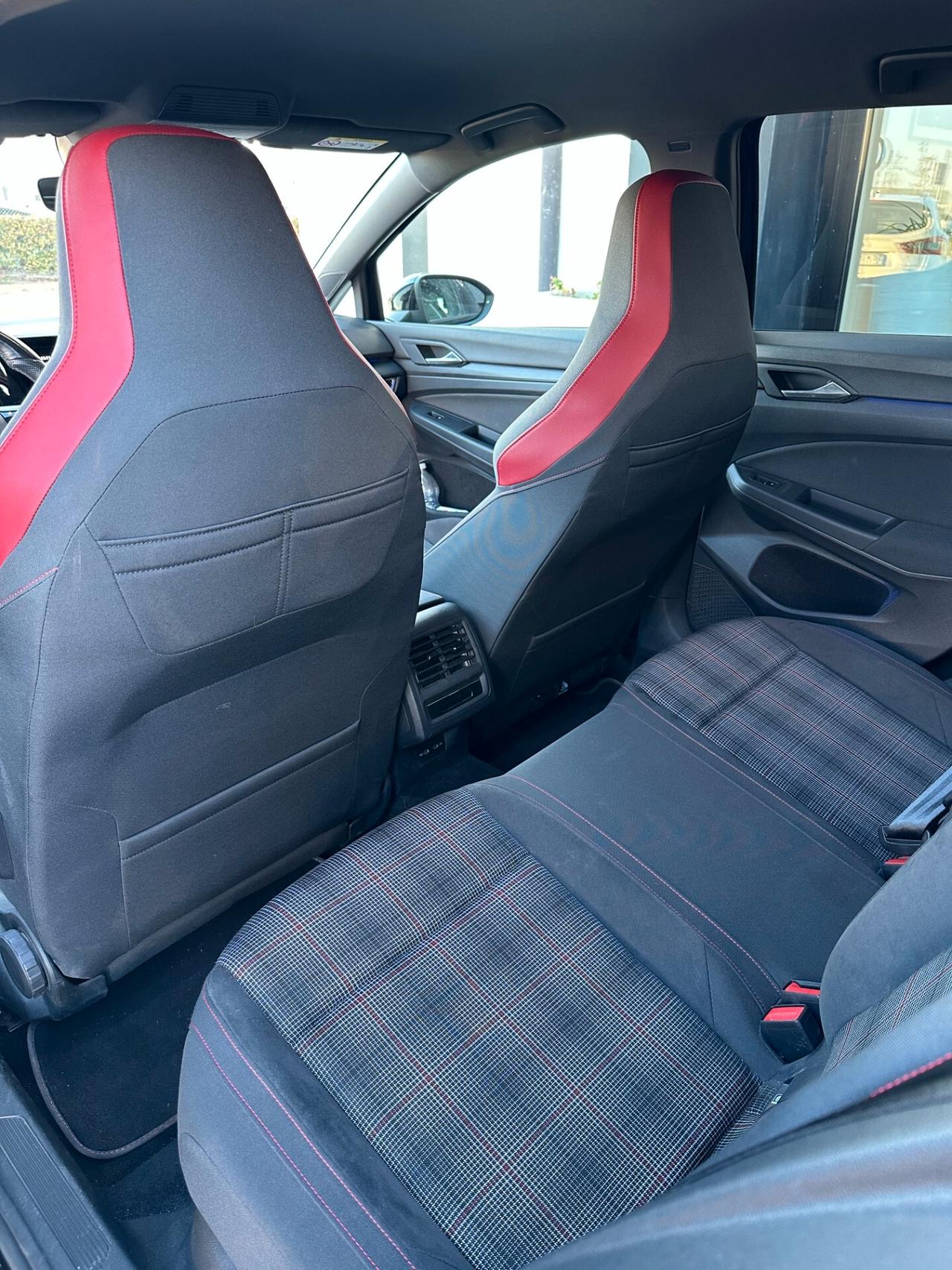 Volkswagen Golf GTI 8 VIII 2.0 TSI GTI