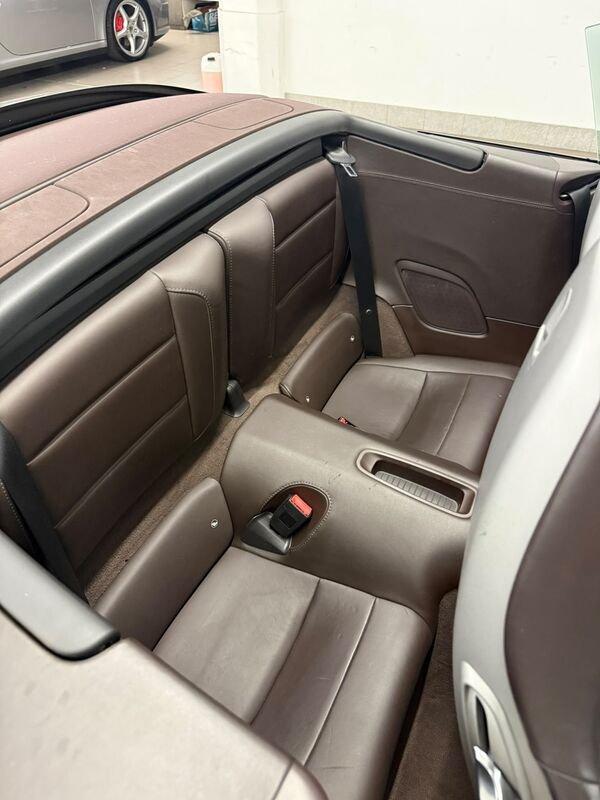Porsche 911 911 Cabrio 3.8 Carrera 4S