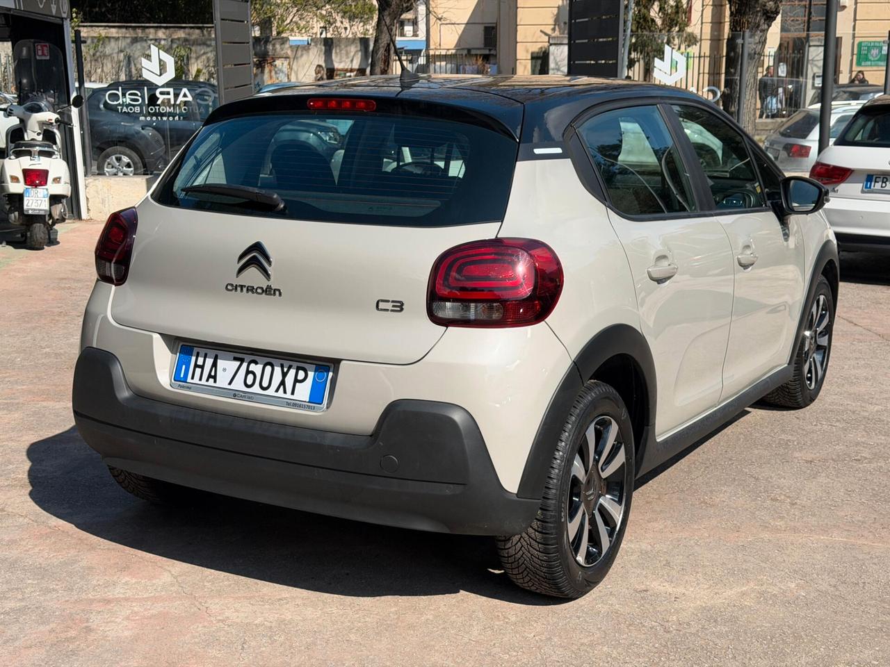 Citroen C3 PureTech 110 S&S EAT6 Shine