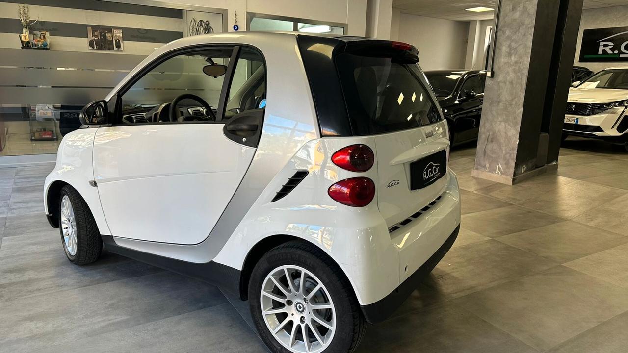 Smart ForTwo 1000 62 kW coupé passion