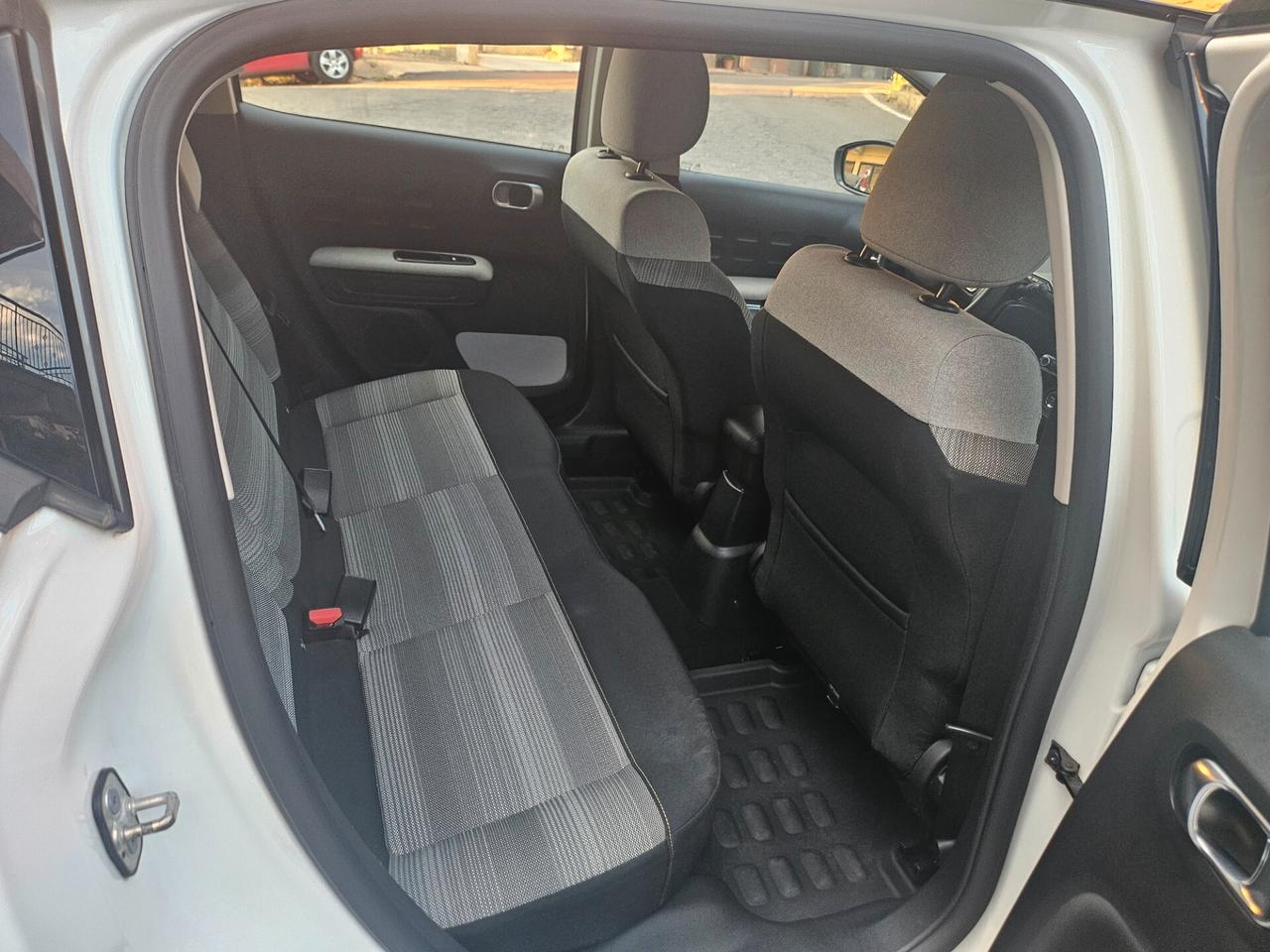 Citroen C3 PureTech 82 Shine 59.000km 2017
