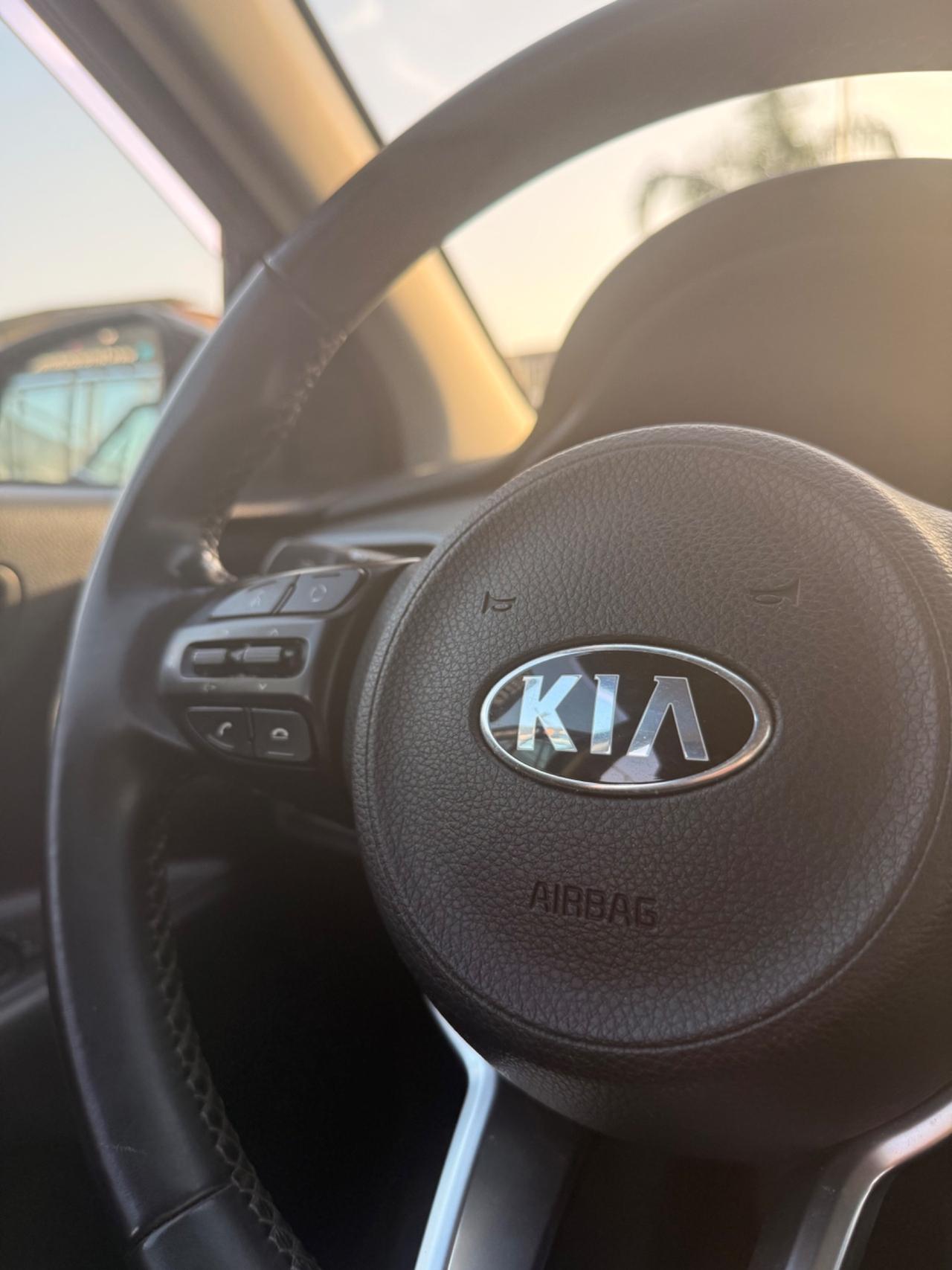 Kia Stonic 1.4 MPI 100 CV Style