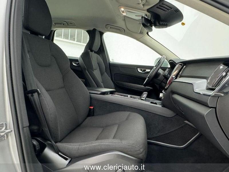 Volvo XC60 B4 (d) AWD Geartronic Momentum