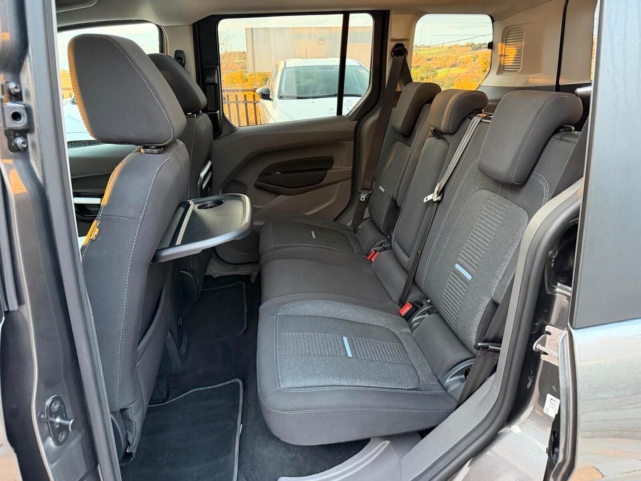 Ford Tourneo Connect 1.5 TDCI 120 cv. ACTIVE (Nav)