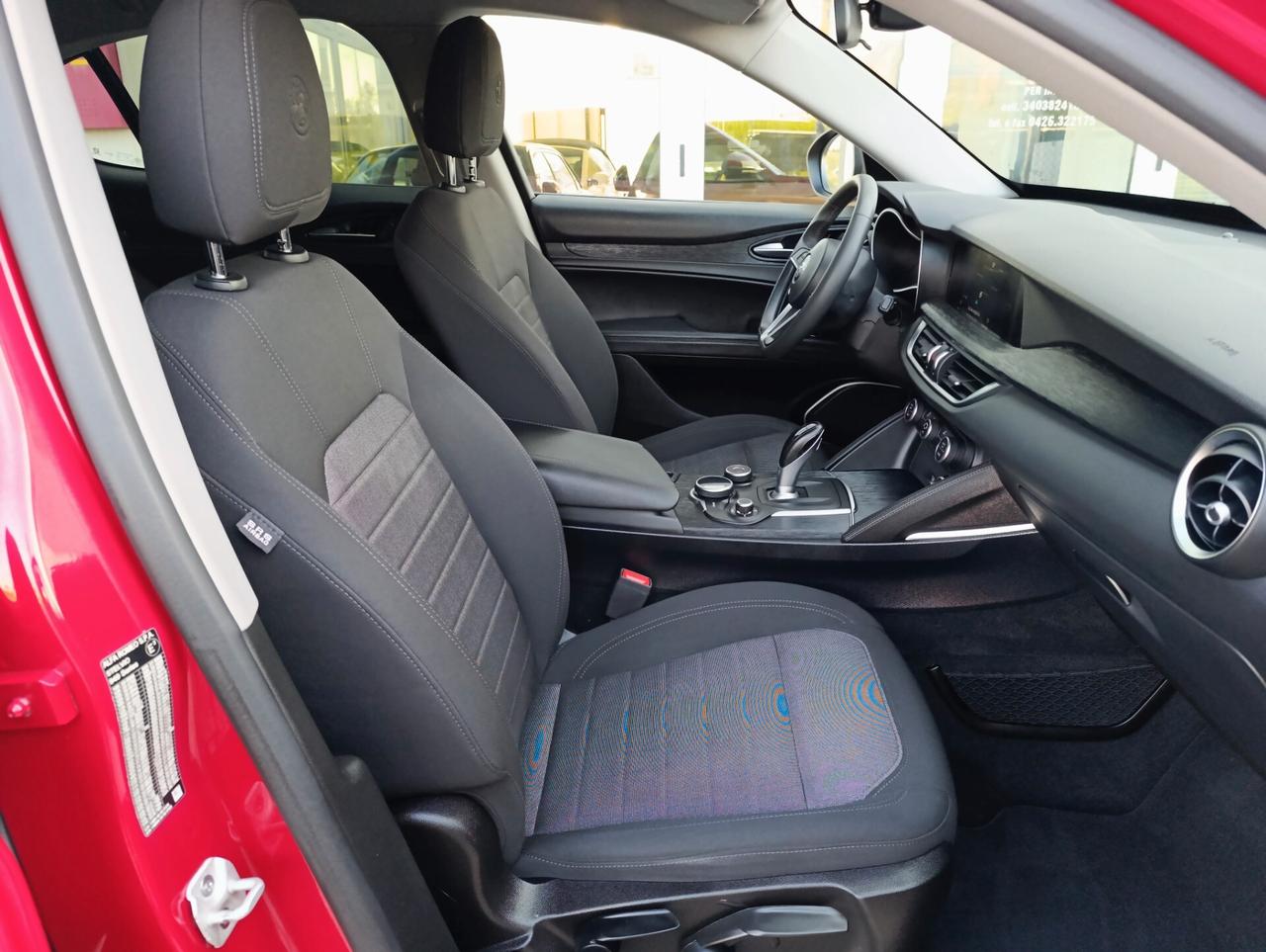 Alfa Romeo Stelvio 2.2 Turbodiesel 160 CV AT8 RWD Business