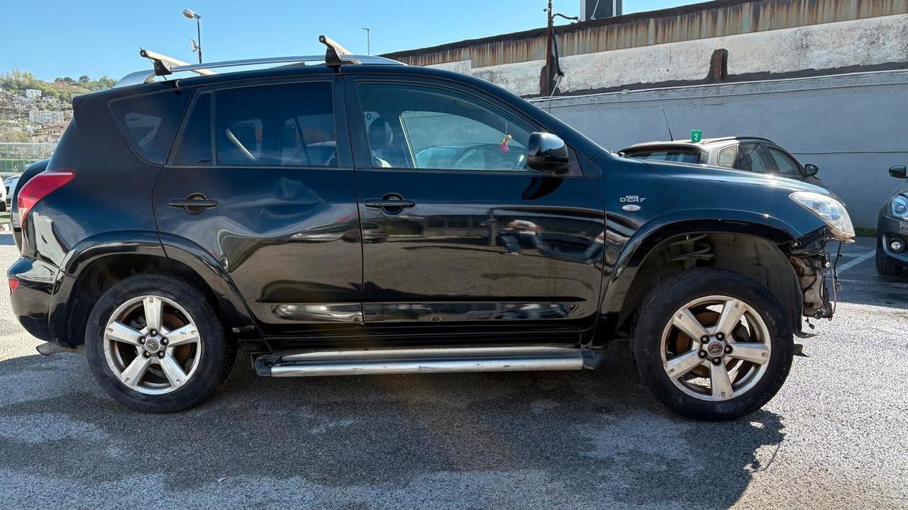 Toyota RAV 4 2.2 D4D D-CAT ALA30 | DIESEL| 2ADFHV CC 2231 CV 177 KW 130 SUV, 5 P. (4X4