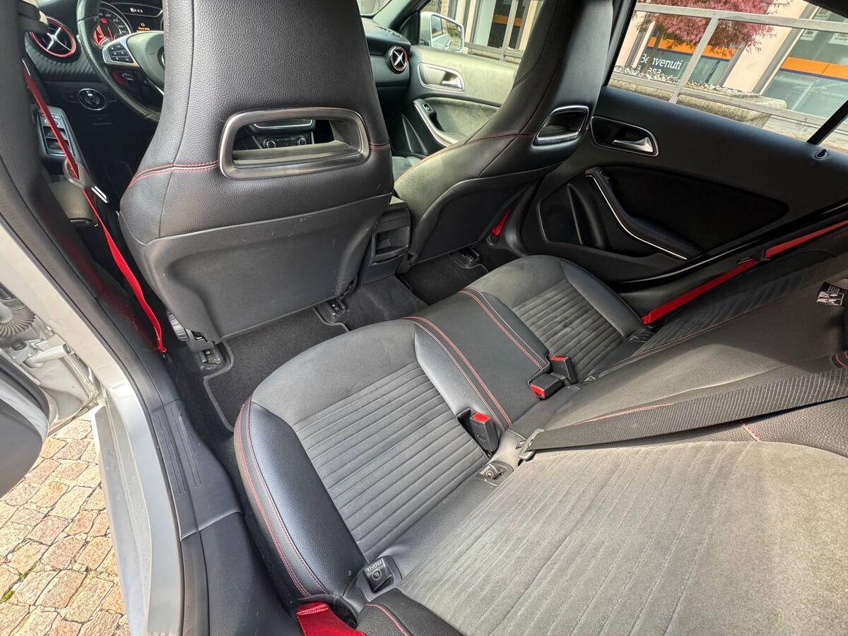 Mercedes Classe A AMG AMG 45 4matic 381cv auto my16