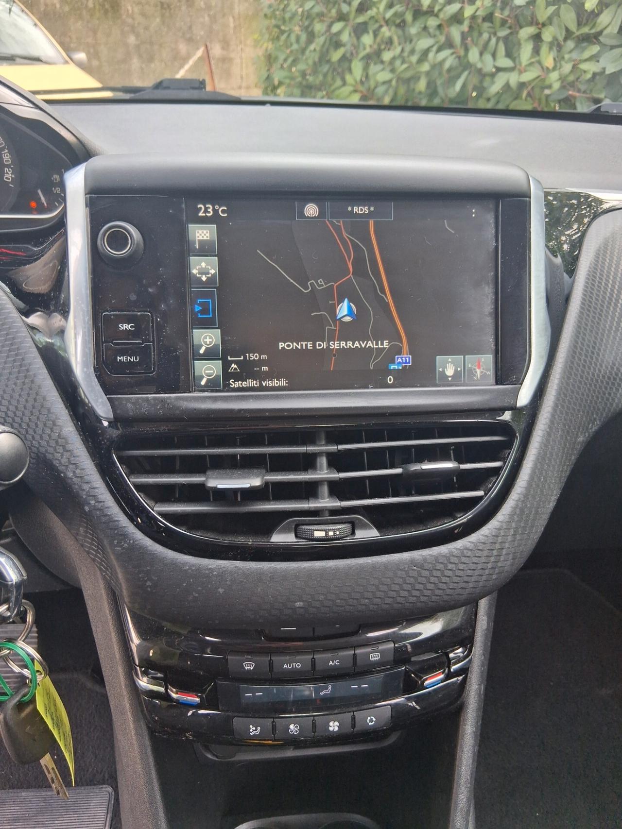 Peugeot 208 PureTech 82 5 porte Allure