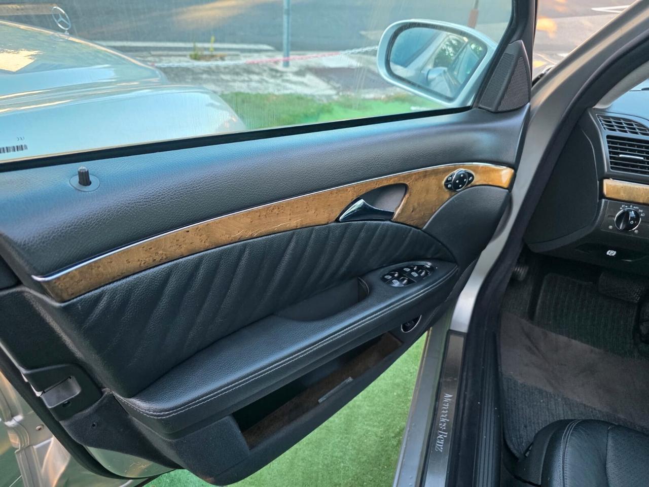 Mercedes-benz E 270 CDI cat Avantgarde