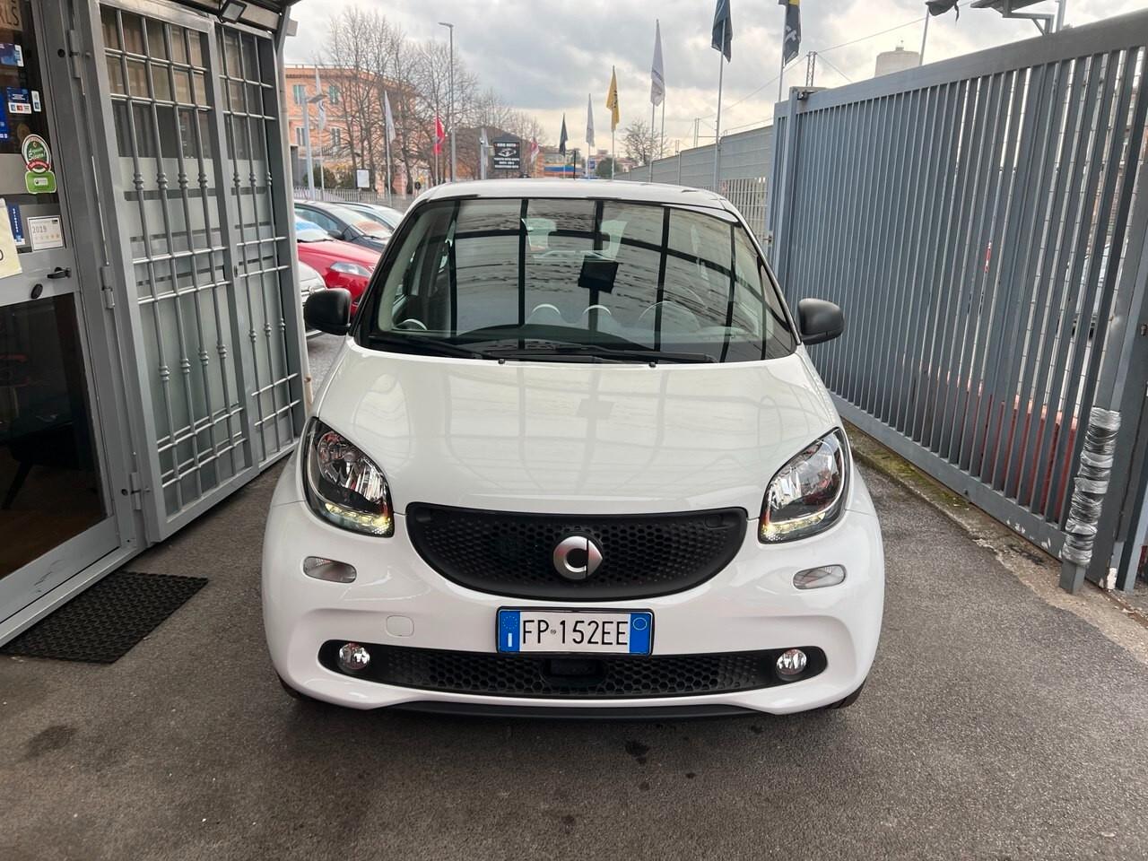 Smart ForFour 70 1.0 twinamic Passion - EURO6 - 30000 KM - NEOPATENTATI