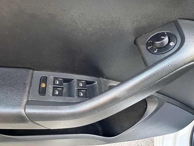 SKODA Octavia 1.6 TDI CR 105 CV DSG Wagon Elegance