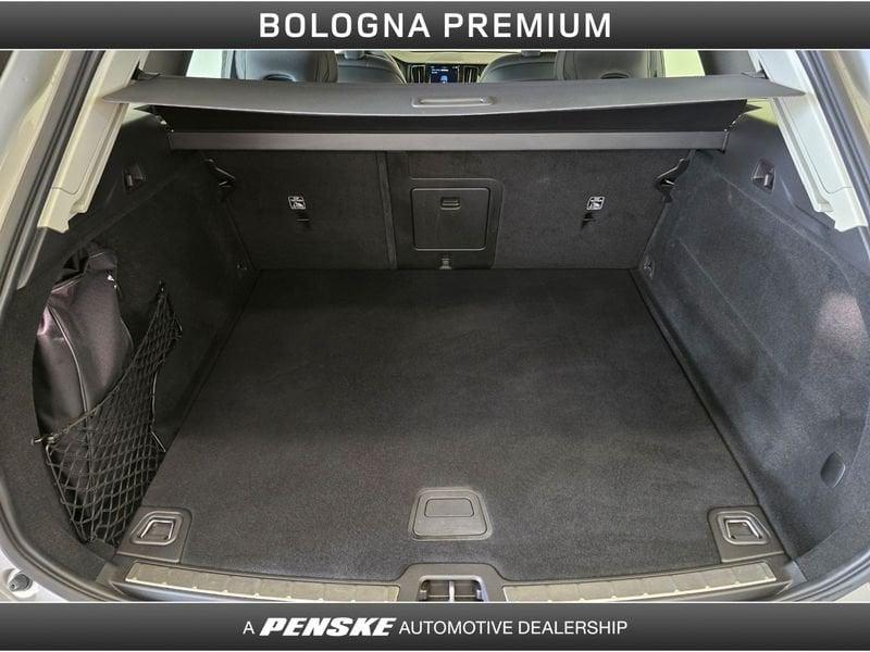 Volvo XC60 B4 (d) automatico Plus Bright